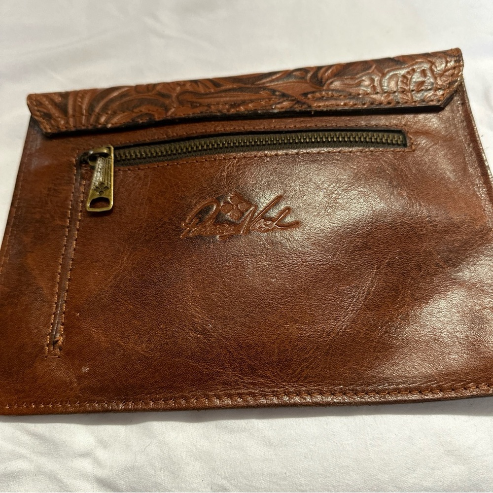 Patricia Nash clutch purse - Picture 4 of 8